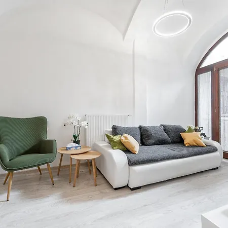 شقة Valentina 3 Hlavna Centrum *